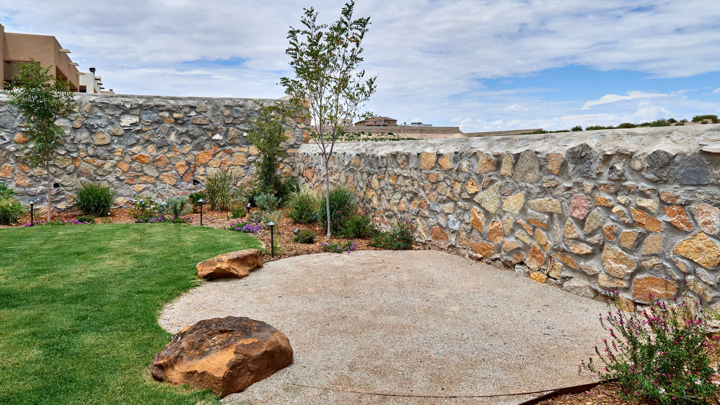 Colonial Bluff Backyard Makeover — GO DESIGNS El Paso, photo 4