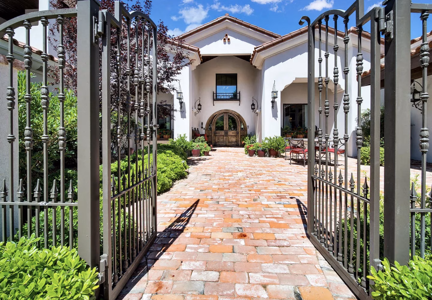 Quinta Drive Custom Backyard — GO DESIGNS El Paso, photo 7