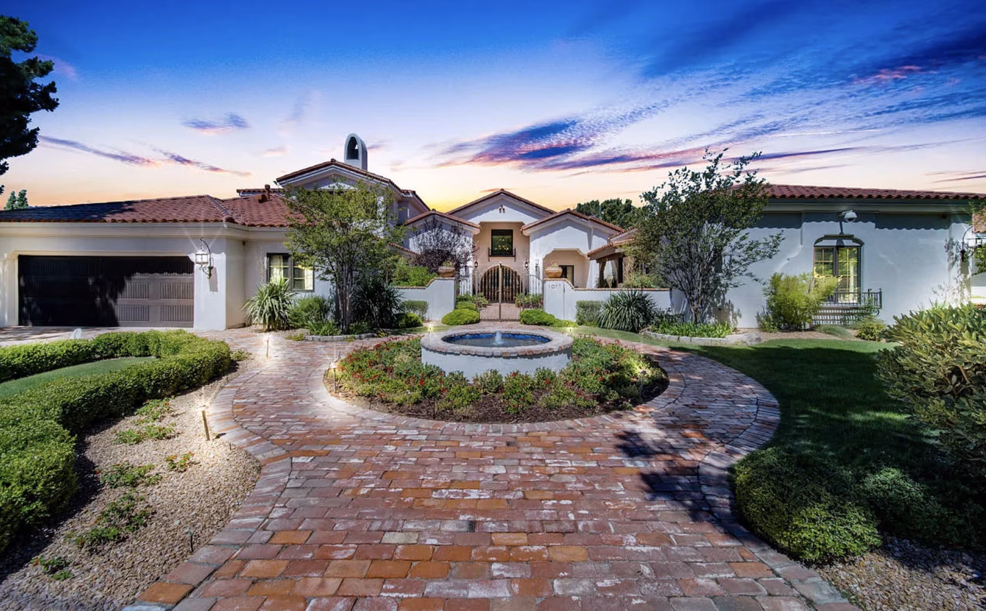 Quinta Drive Custom Backyard — GO DESIGNS El Paso, photo 24