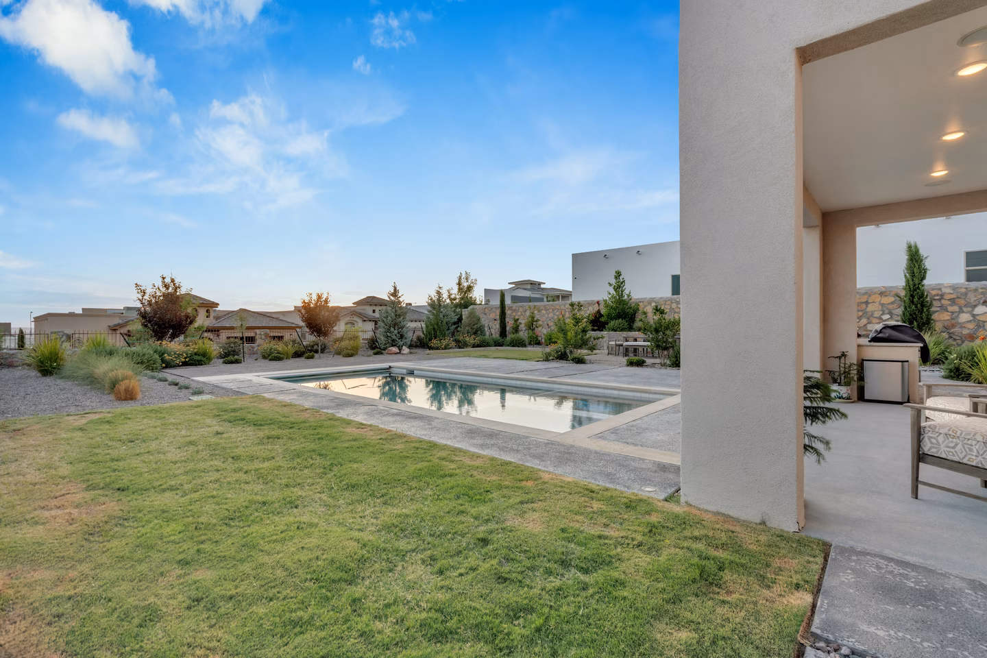 Twilight Drive Contemporary Landscape — GO DESIGNS El Paso, photo 8