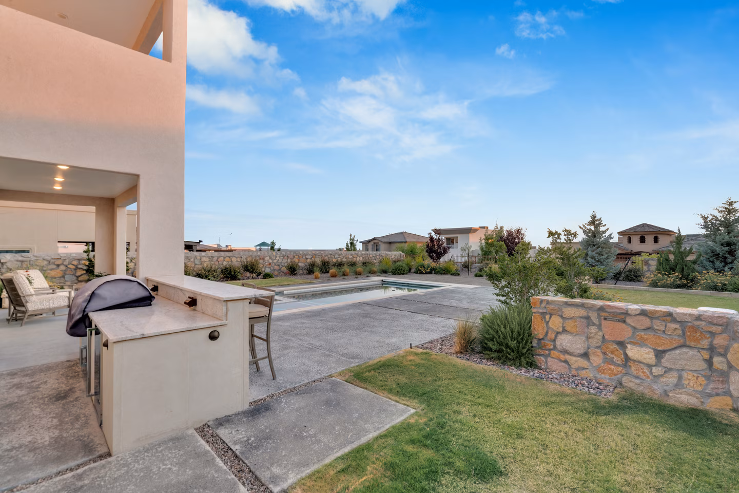 Twilight Drive Contemporary Landscape — GO DESIGNS El Paso, photo 18